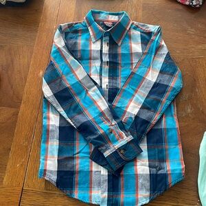 Boys Wrangler 
Dress button up 
Size l/g 10/12